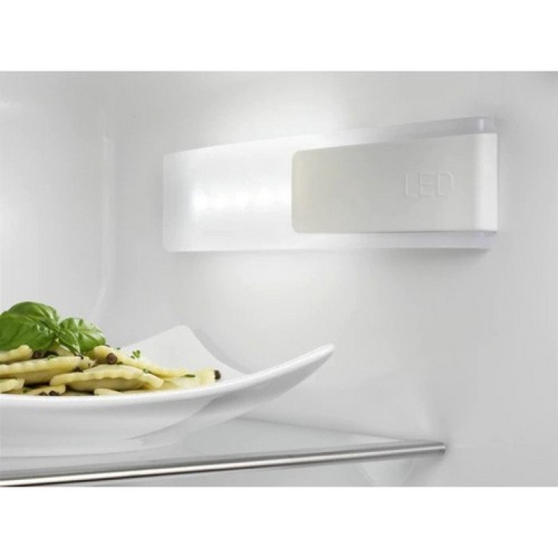 Холодильник  ELECTROLUX ERN 3213 AOW