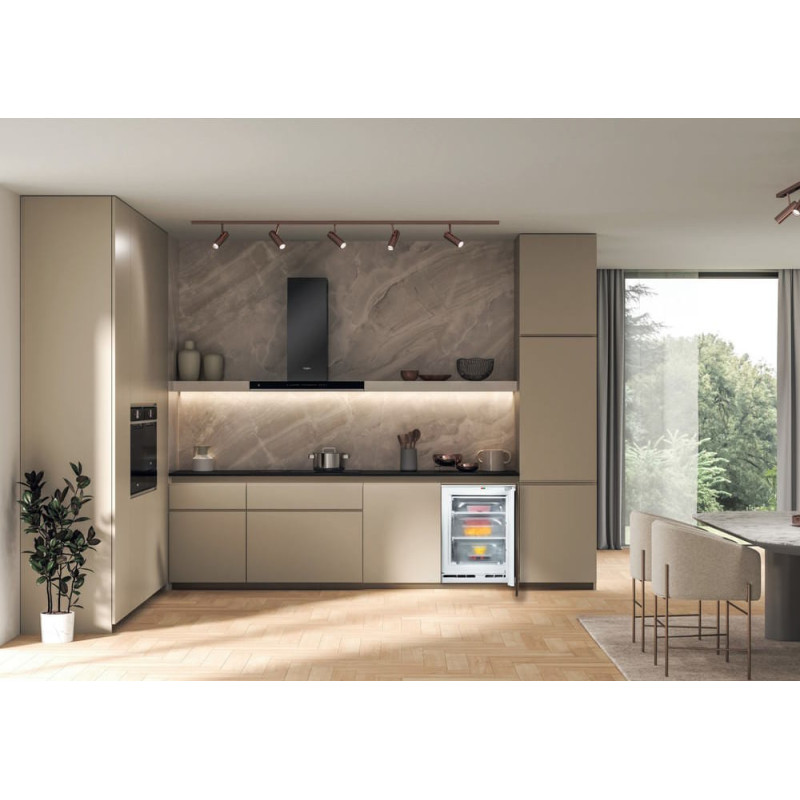 Морозильна камера WHIRLPOOL WBUFZ011