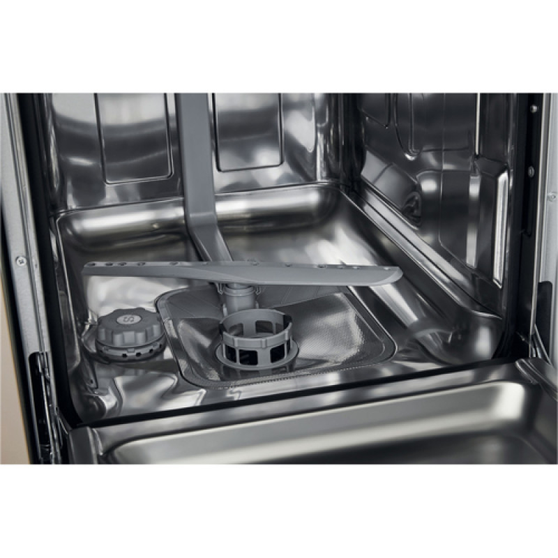 Посудомийна машина INDESIT DSIE 2B10