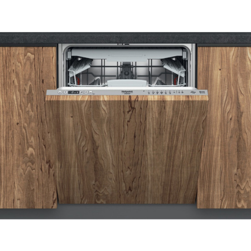 Посудомийна машина HOTPOINT ARISTON HI5020WEF