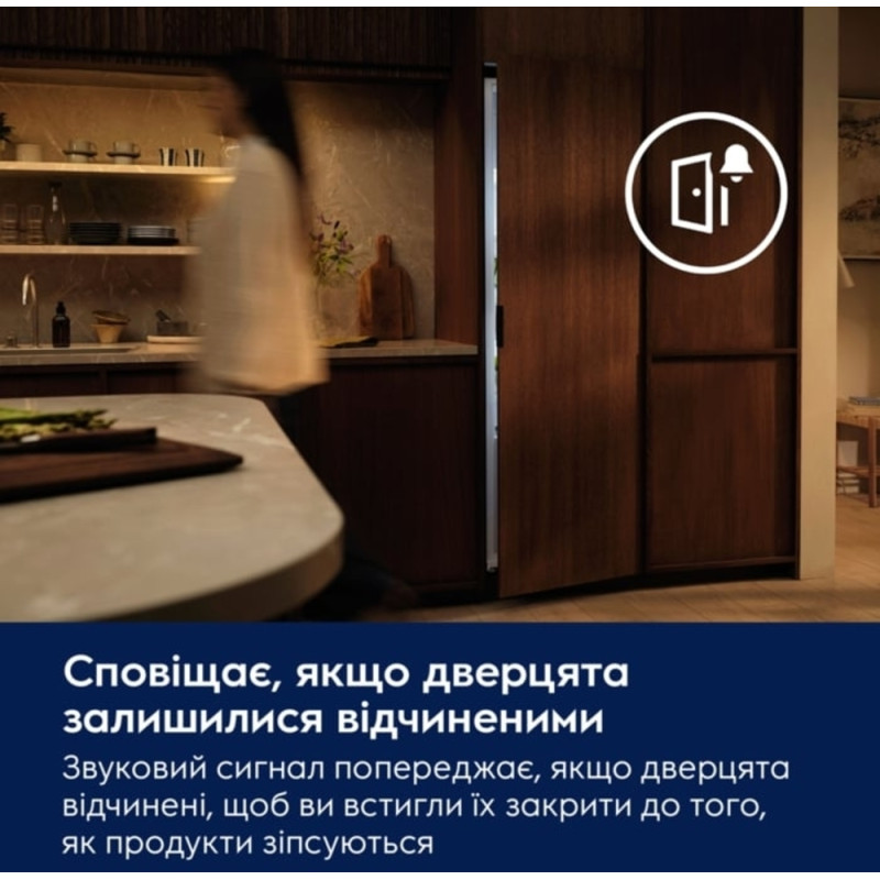 Холодильник  ELECTROLUX ERD6DE18S4