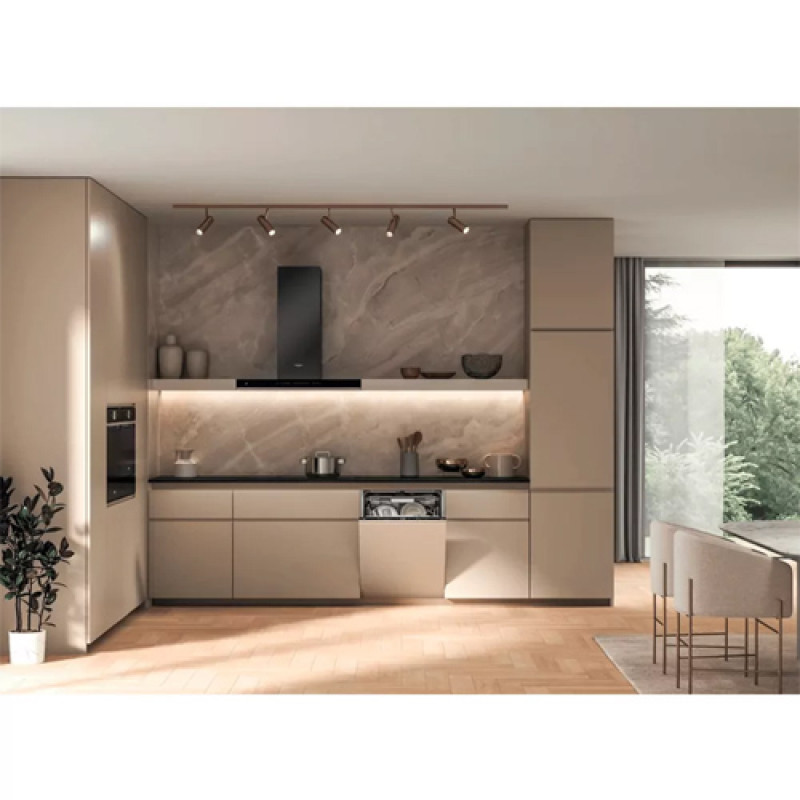 Посудомийна машина WHIRLPOOL W7IHT58T