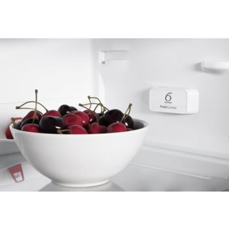 Холодильник  WHIRLPOOL SP40800
