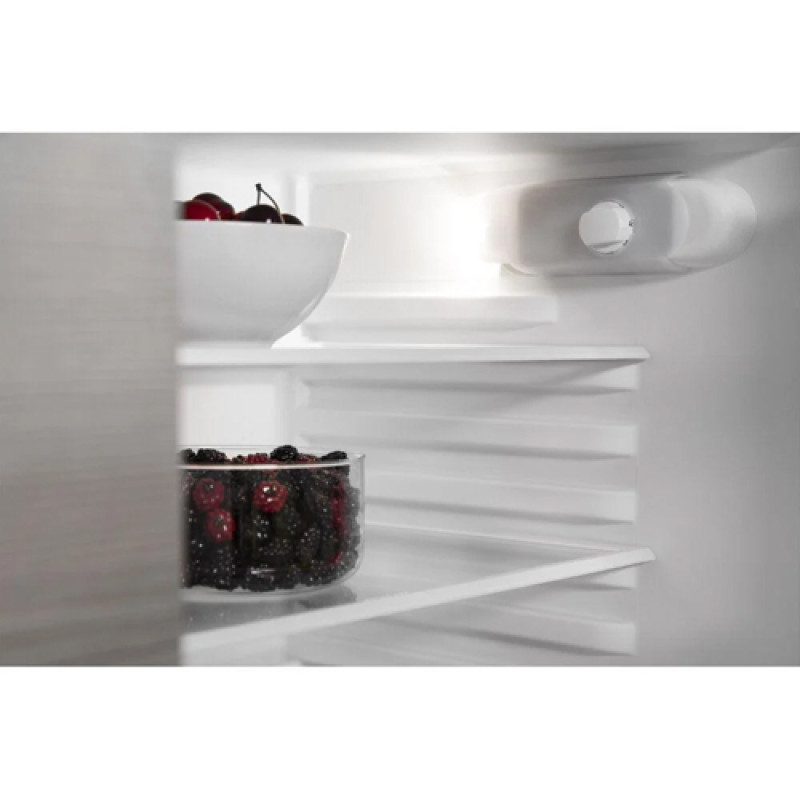 Холодильник  WHIRLPOOL ARG 585