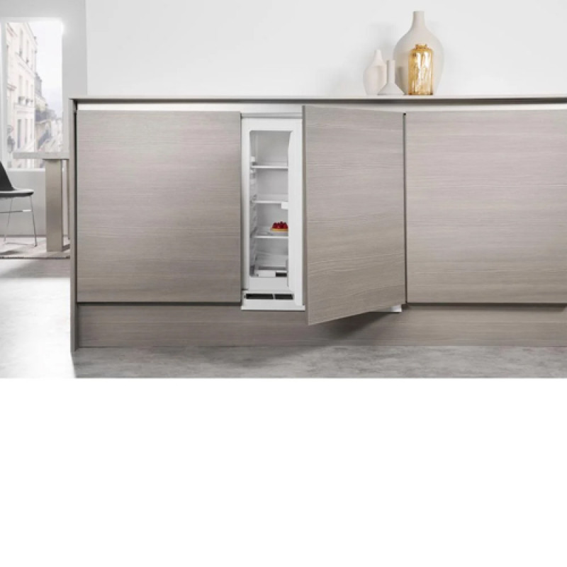 Холодильник  WHIRLPOOL ARG 585