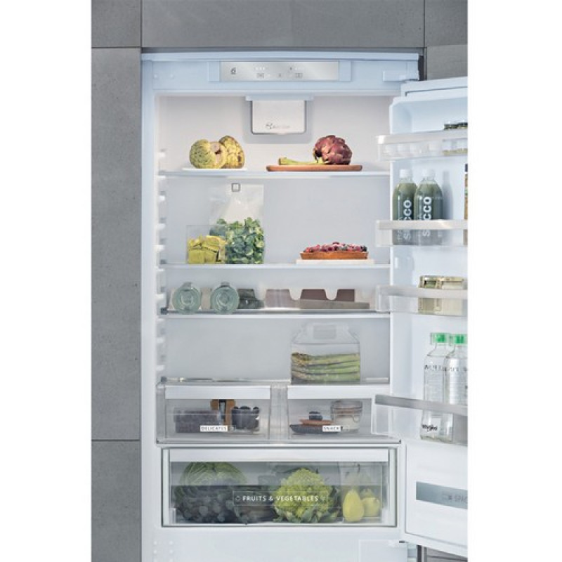 Холодильник  WHIRLPOOL SP40801EU